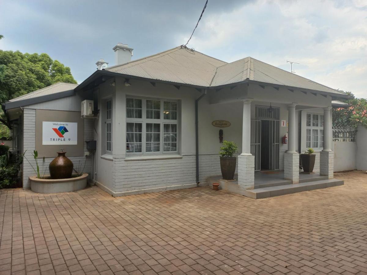 Triple9 Hatfield Guesthouse Pretoria-Noord Extérieur photo