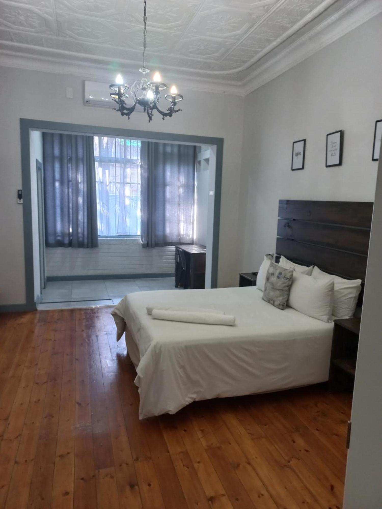 Triple9 Hatfield Guesthouse Pretoria-Noord Chambre photo