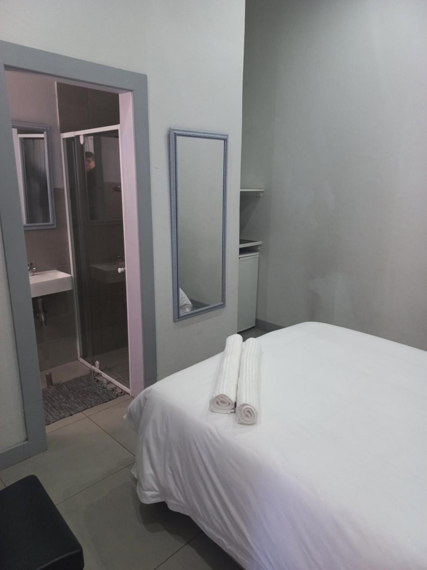 Triple9 Hatfield Guesthouse Pretoria-Noord Chambre photo